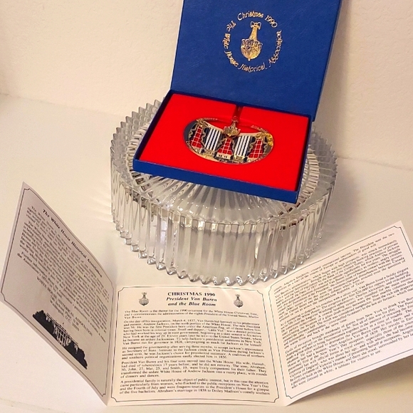 The White House Historical Association Ornament 1990 - Picture 7 of 10